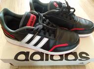 Grajewo ogłoszenia: Sprzedam  buty chłopięce Adidas. Używane tylko przez miesiąc.... - zdjęcie