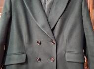 Grajewo ogłoszenia: Sprzedam płaszcz damski,  klasyczny krój w kolorze butelkowa... - zdjęcie