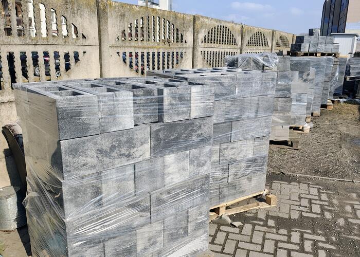 Grajewo ogłoszenia: Pustak ogrodzeniowy 50x20x20 szary. Cena 22 zł sztuka. 390 sztuk...