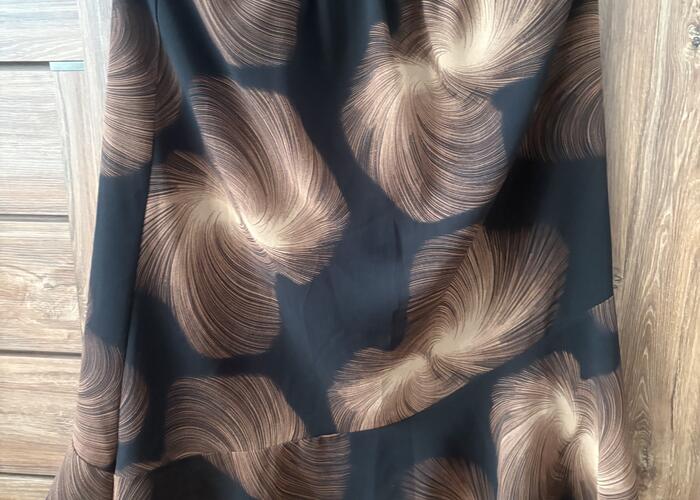 Grajewo ogłoszenia: Sprzedam spódnicę, rozmiar 2xl, cena 15 zł za sztukę