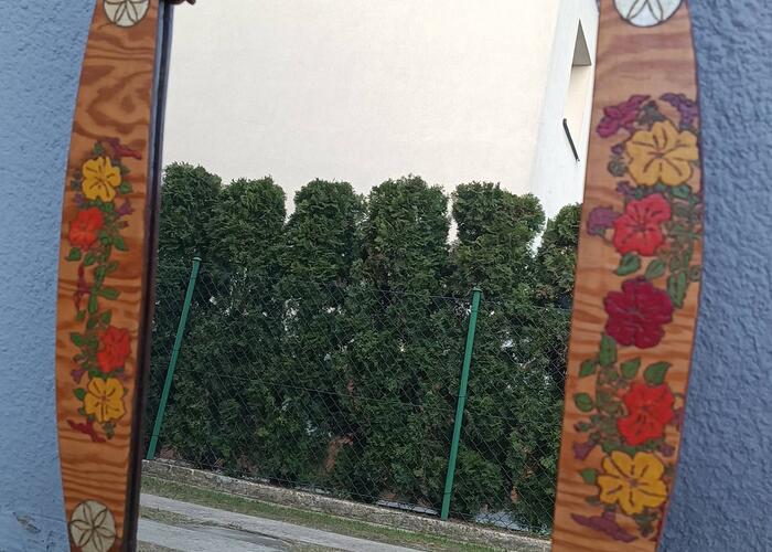 Grajewo ogłoszenia: Na sprzedaż wyjątkowe lustro w ozdobnej ramie wykonanej z płyty,...
