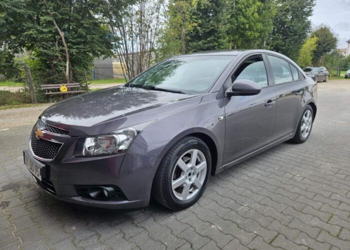 Grajewo ogłoszenia: Sprzedam... Chevrolet cruze 1.8 benzyna z grudnia 2011 roku....