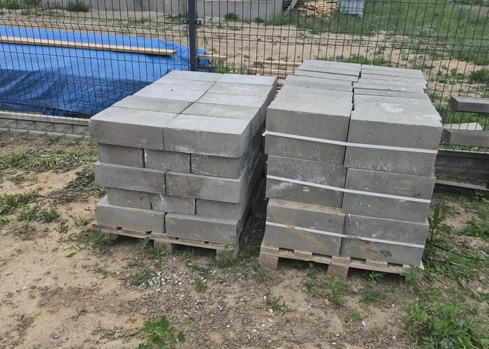 Grajewo ogłoszenia: Sprzedam bloczki fundamentowe 108 sztuk odbiór osobisty Grajewo