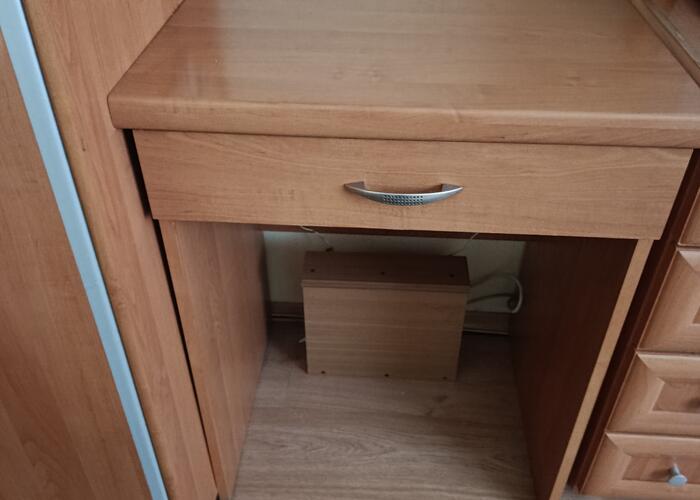 Grajewo ogłoszenia: Sprzedam biurko w dość dobrym stanie,takie jak załączone...