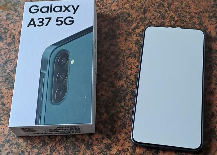 Grajewo ogłoszenia: Sprzedam nowy telefon nawet nie byl podłączony do ładowarki Ma...